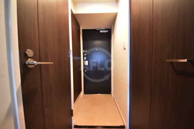 玄関　プレサンス大阪福島シエル　玄関