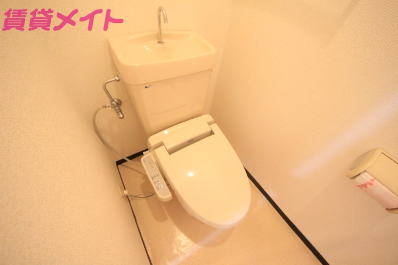 トイレ　同物件別室写真