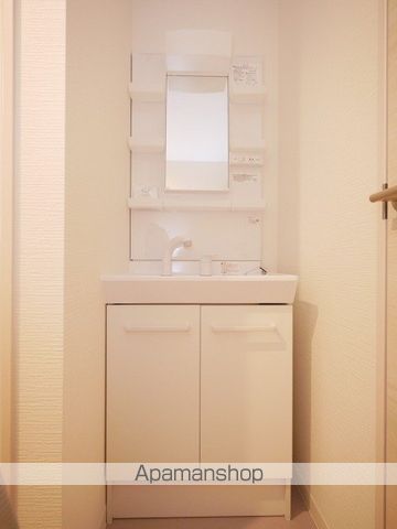 クレステージ西岡の内装写真