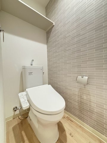南海高野線 中百舌鳥駅 徒歩10分 3階建 築1年のトイレ写真