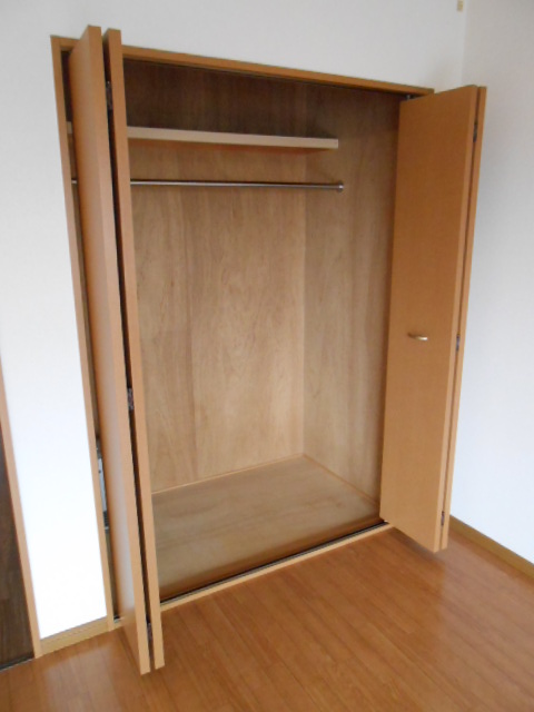 収納　居室内収納（クローゼット・１間分）完備