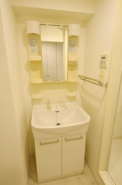 洗面設備　別部屋参考写真