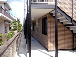 玄関　備品や設備仕様は号室等により異なります現地をご確認ください。