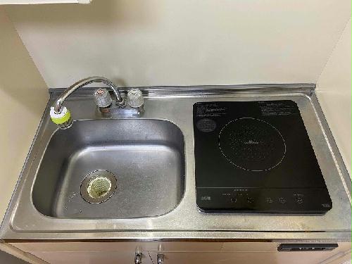 キッチン　※同タイプ部屋の写真となります