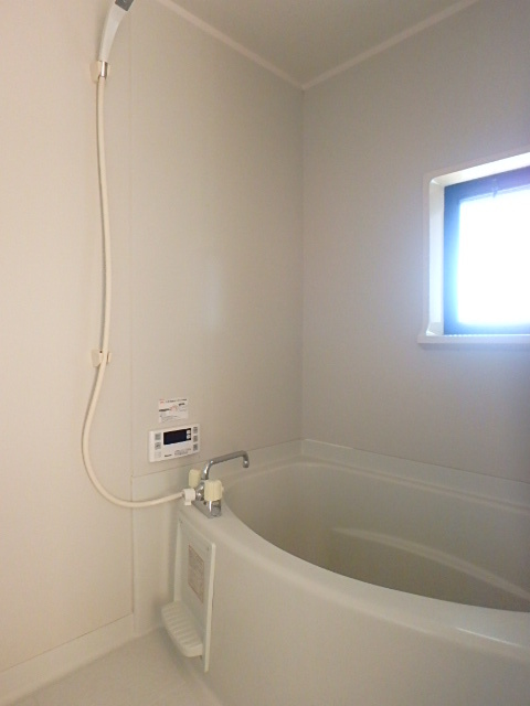 バス・シャワールーム　図面と現状に相違がある場合には現状を優先．．．