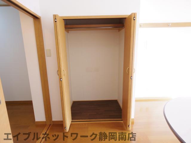 収納　十分な収納スペースがあります