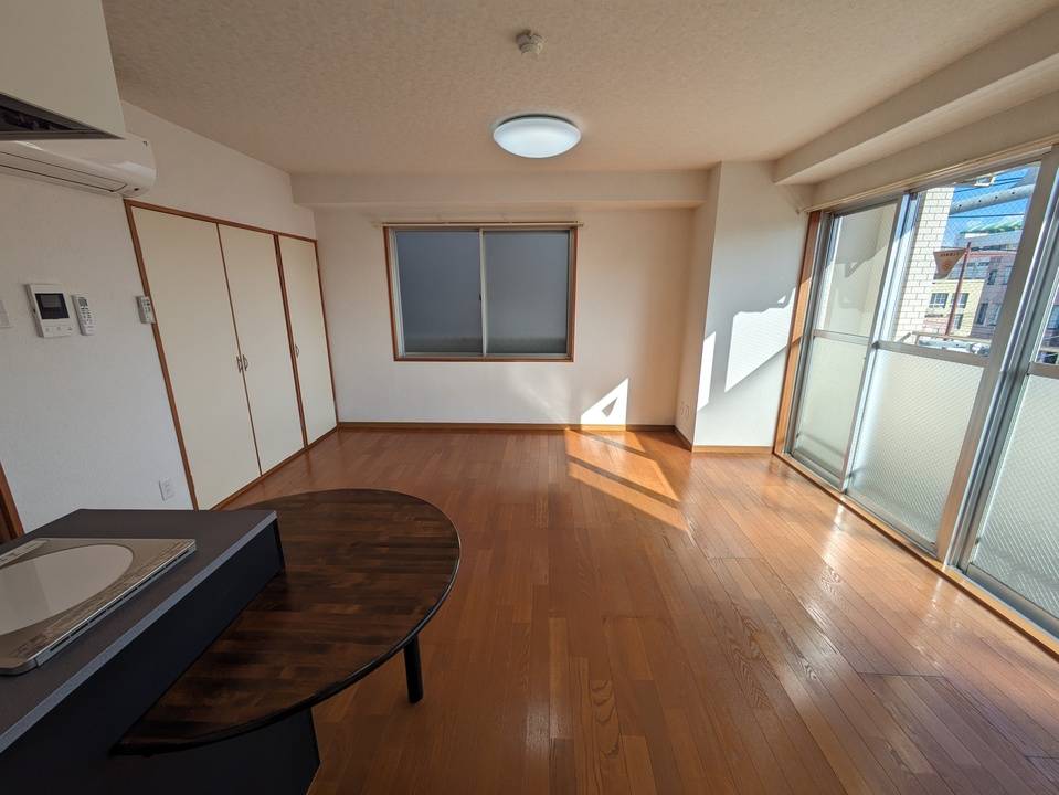 居室・リビング　リビング