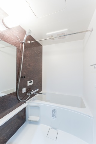 バス・シャワールーム　このタイプになります（現状優先）。