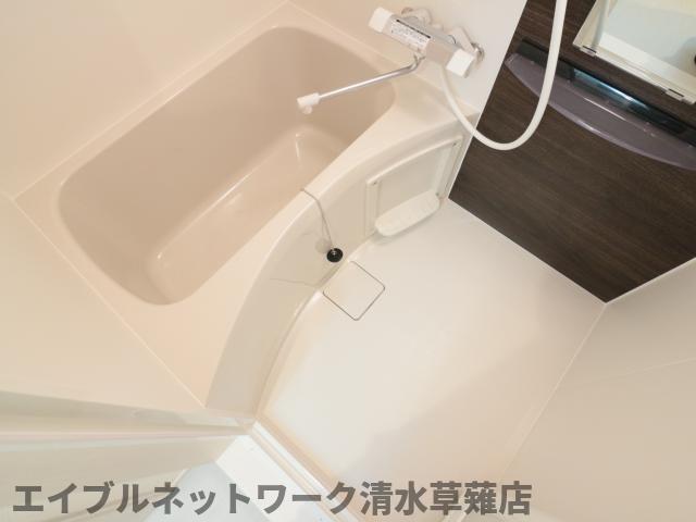 バス・シャワールーム　お風呂で日々の疲れを落としましょう