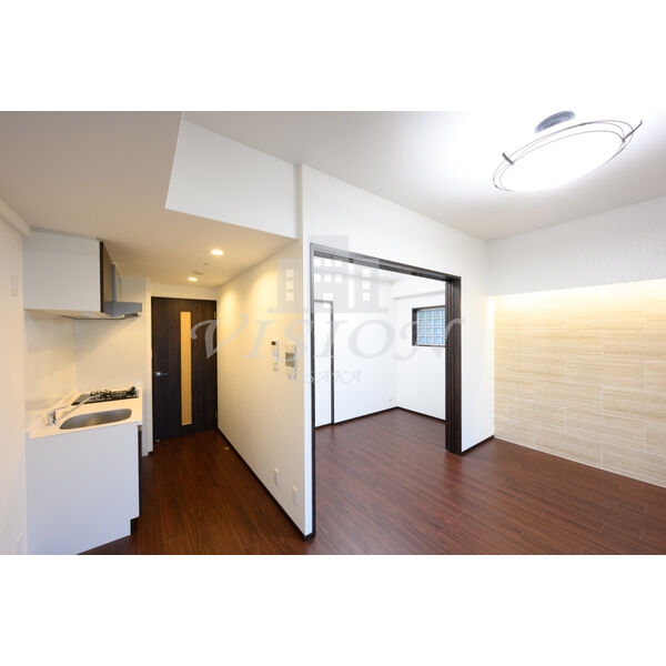 居室・リビング　室内写真は別室のものです