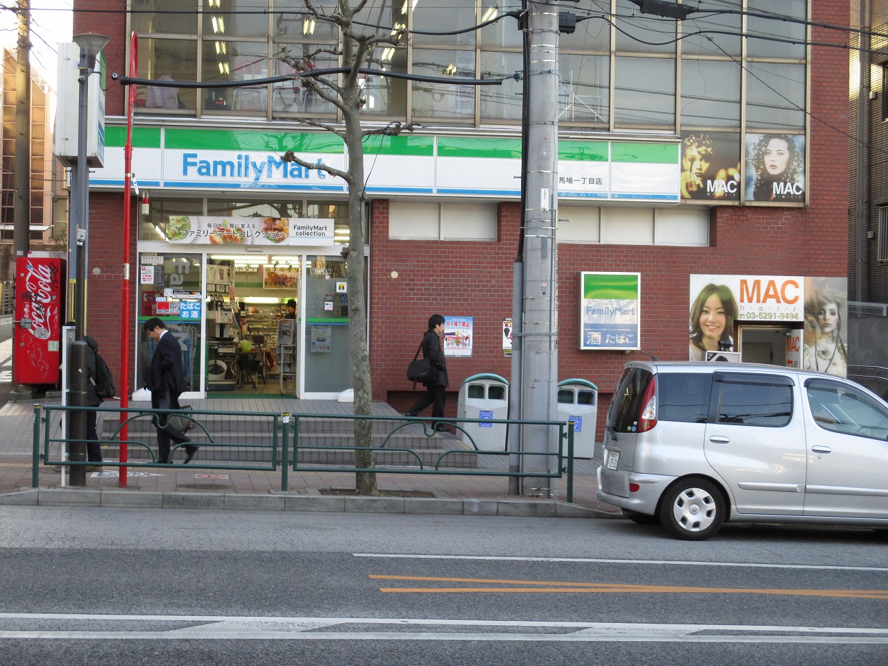 コンビニ　ファミリーマート高田馬場早稲田通り店（コンビニ）まで244m