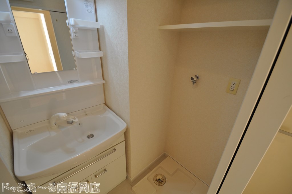 洗面設備　同仕様サンプル写真