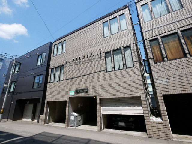 北海道札幌市中央区南七条西１１（アパート）の賃貸物件の外観