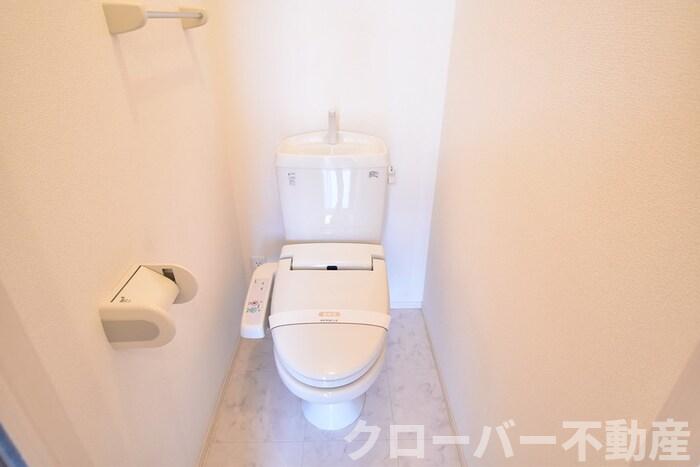 【アスクール B棟のトイレ】