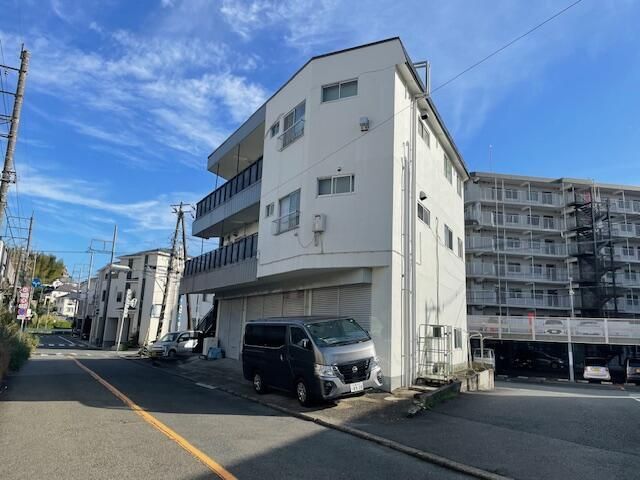 川崎市宮前区野川本町のマンションの建物外観