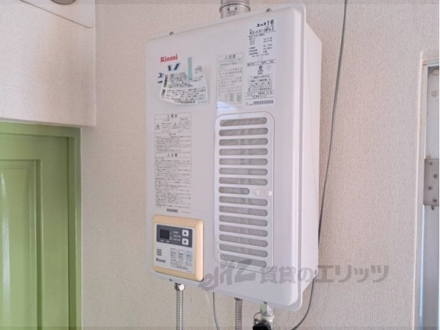 その他設備　給湯器リモコン