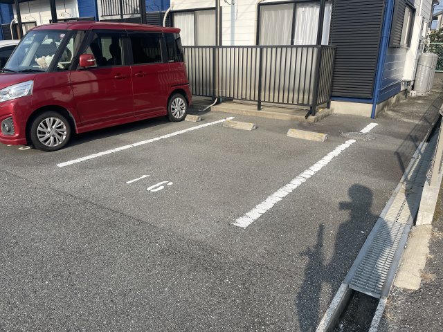 【姫路市保城のアパートの駐車場】