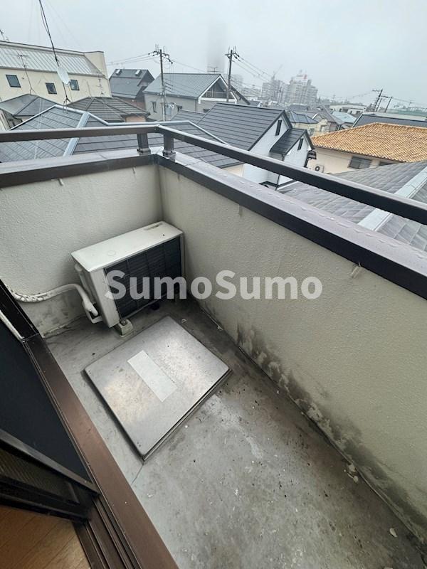 バルコニー　落ち着いた時間を過ごせるバルコニーです