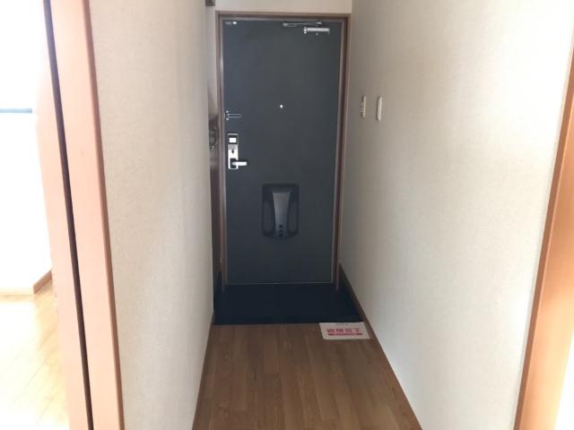 玄関　下駄箱付き！