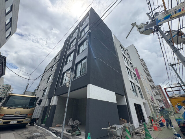 建物外観　中央区北２東「リーサ苗穂駅前」