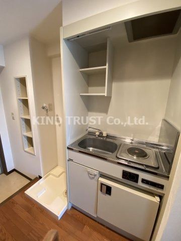 キッチン　コンパクトなキッチンで掃除もラクラク