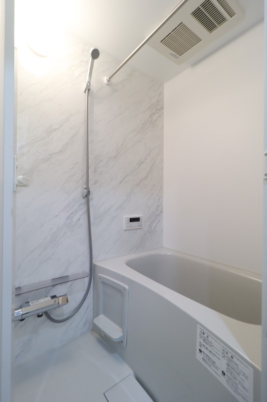 バス・シャワールーム　図面と現状に相違がある場合には現状を優先