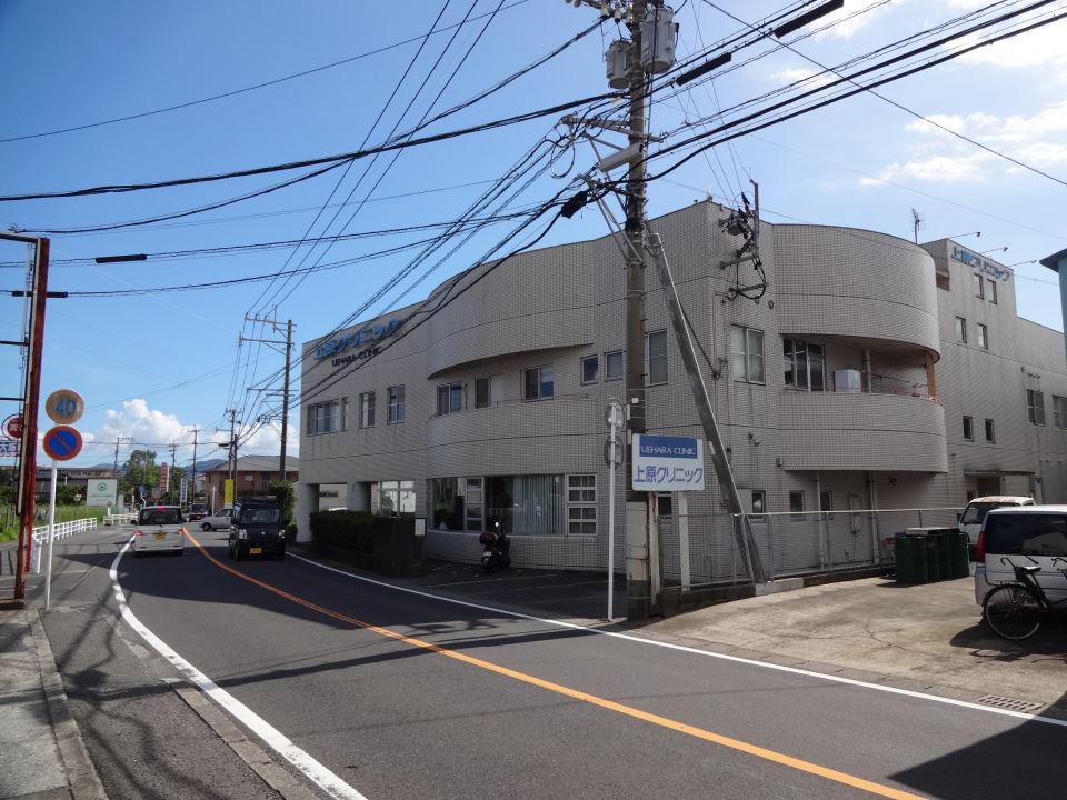病院　上原クリニック（病院）まで40m