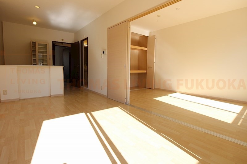 居室・リビング　ファミリーさんお勧め・別号室参考写真