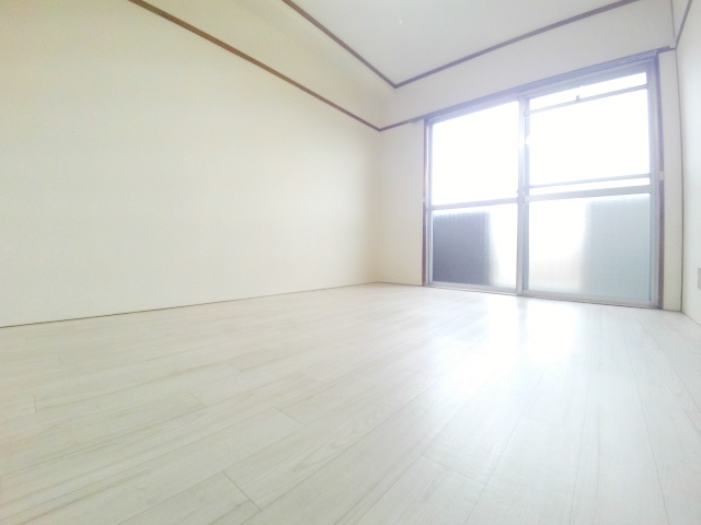 その他部屋・スペース　収納の無い洋室