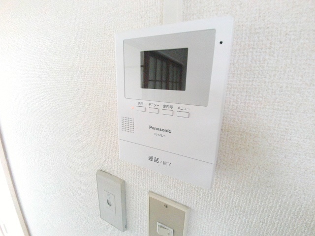 セキュリティ　来訪者が一目で分かる便利なモニターホン