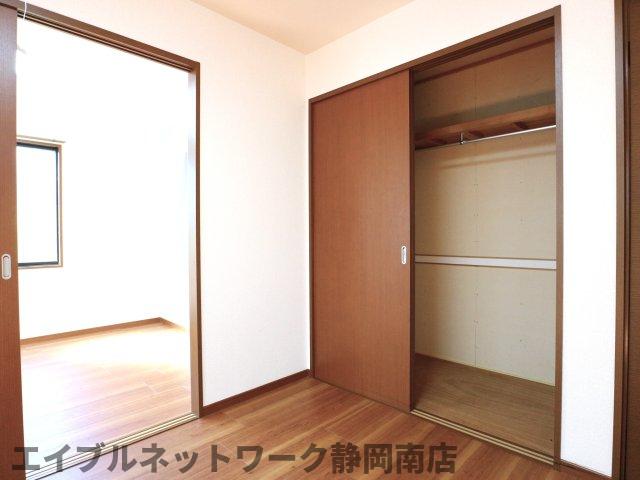 ＪＲ東海道本線 静岡駅 バス乗車時間：10分 最寄りバス停で下車 徒歩3分 2階建 築29年の内装写真