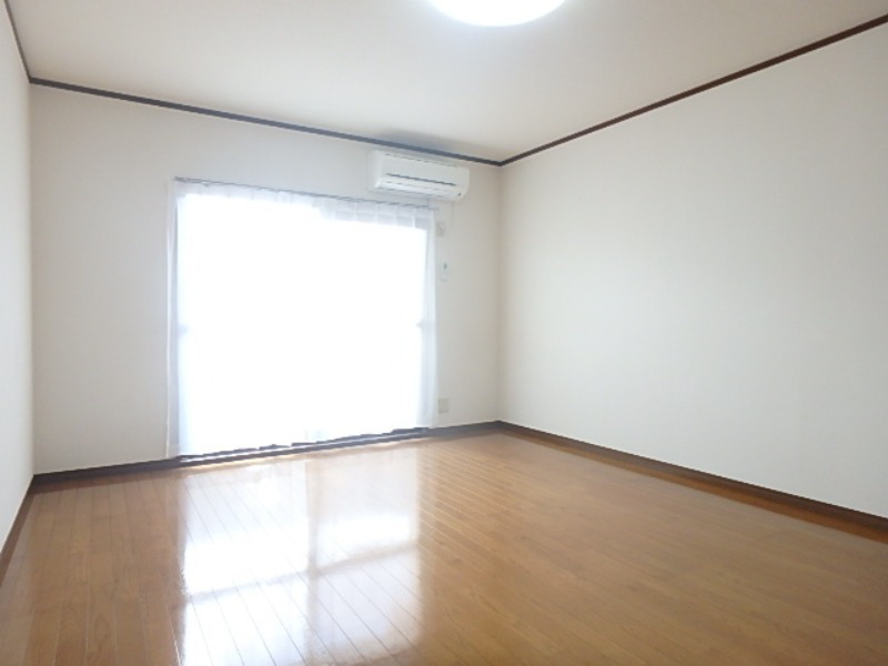 居室・リビング　図面と現状に相違がある場合には現状を優先