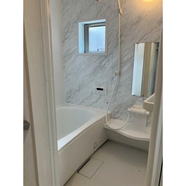 バス・シャワールーム　追い炊き機能付きオートバス