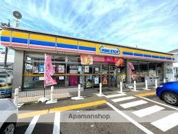 コンビニ　ミニストップ（コンビニ）まで450m