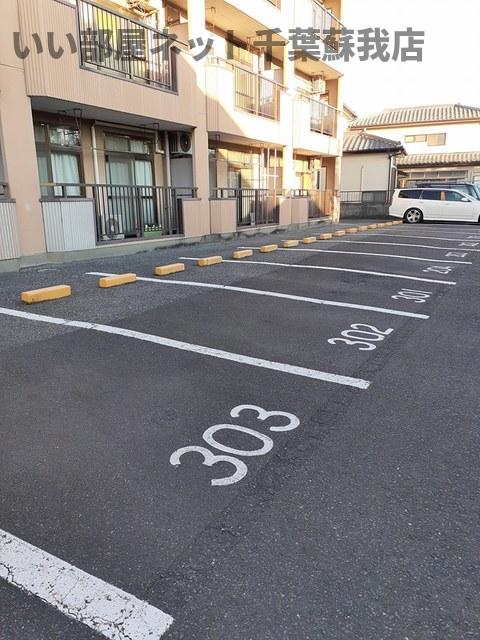 駐車場　駐車場があります