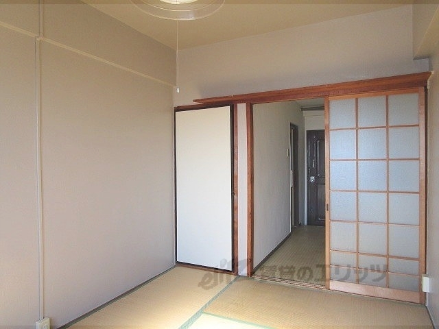 居室・リビング　居室