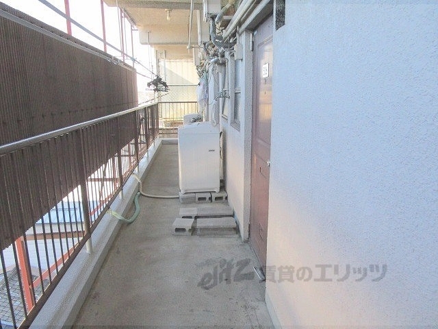 玄関　玄関前廊下