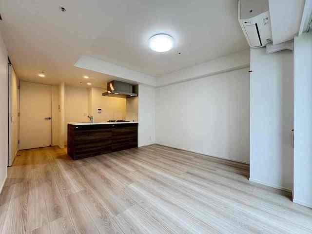 居室・リビング　☆明るい洋室☆