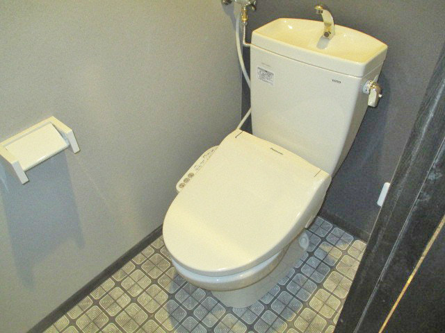 トイレ　ウォシュレット設置済みです！