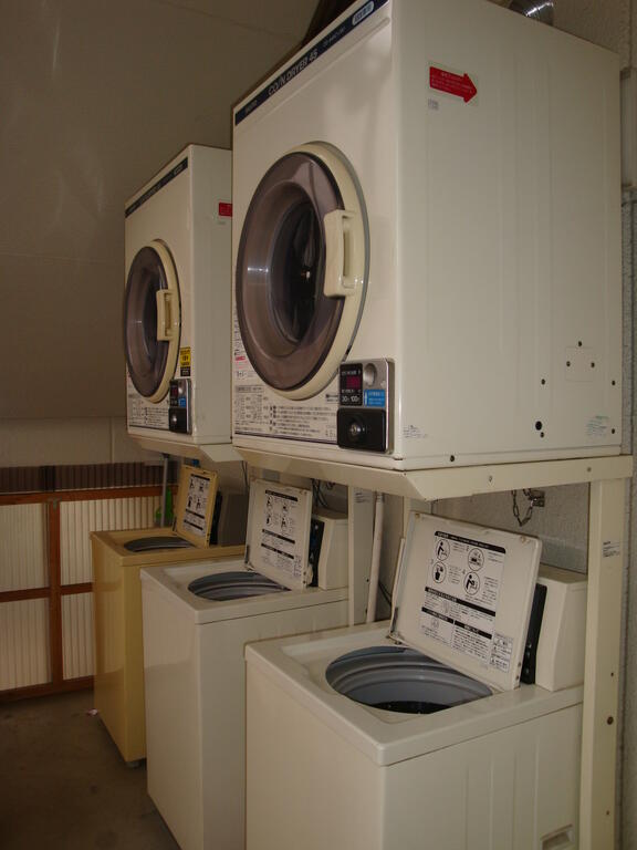その他共有部分　1階にコインランドリーもあります。
