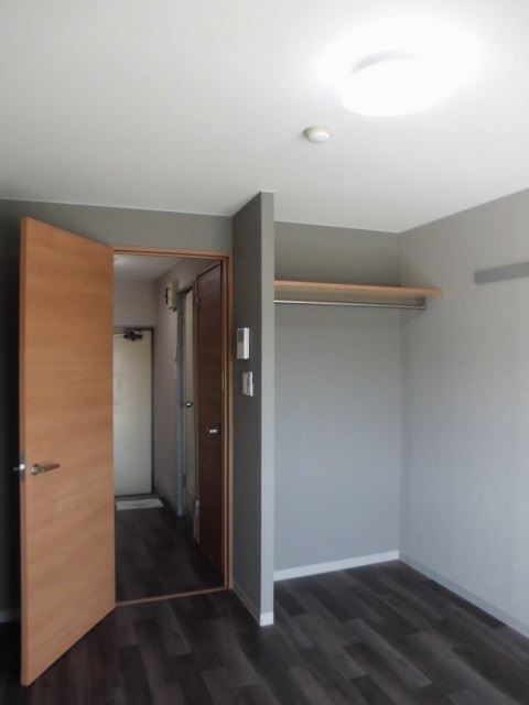 居室・リビング　バス・トイレ別の1Kタイプのお部屋です。