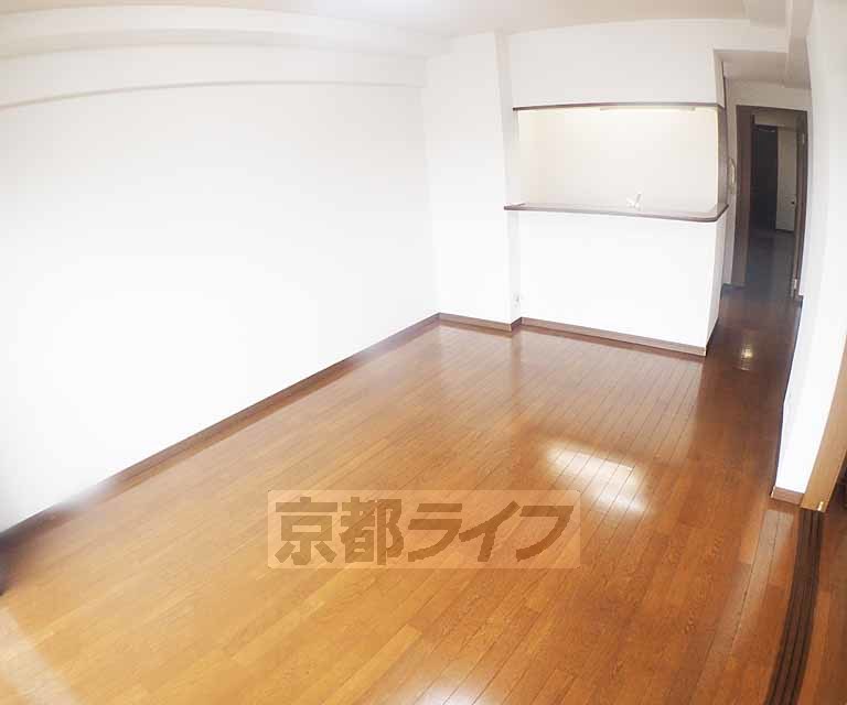 居室・リビング　開放感のあるお部屋です