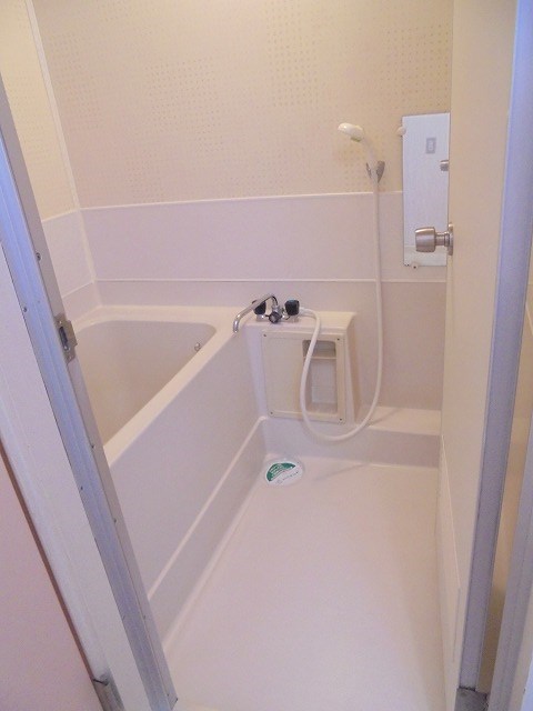 バス・シャワールーム　写真は206号室です（参考）