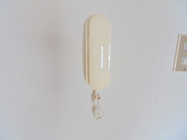 セキュリティ　写真は206号室です（参考）