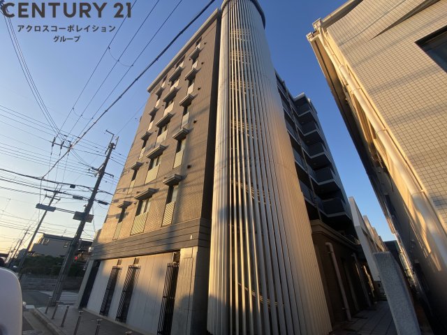 建物外観　オートロックで安心