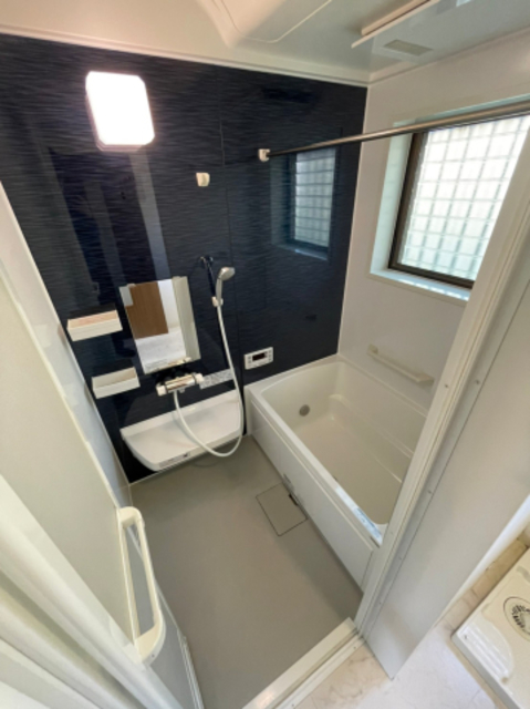 バス・シャワールーム　キレイなお風呂です