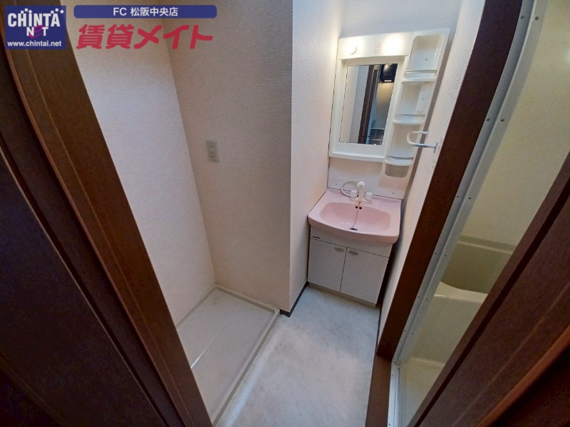 洗面設備　別部屋の写真です