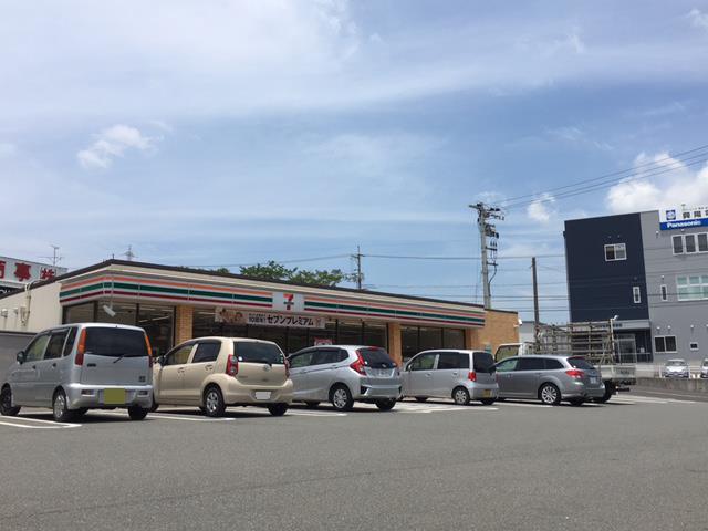 コンビニ　セブンイレブン下関卸本町店（コンビニ）まで333m