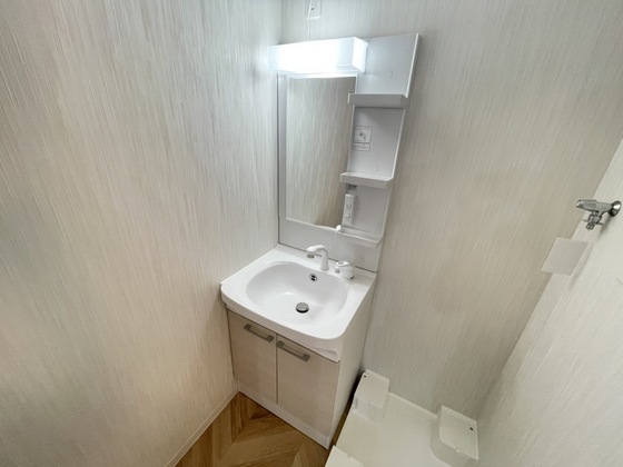 洗面設備　※別部屋の写真です