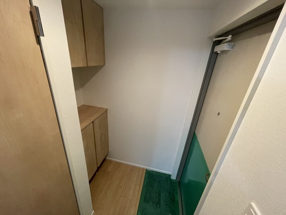 玄関　※別部屋の写真です